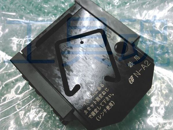 亀倉精機 コードレスチャンネルレールカッター M-40LB切断カセット替刃